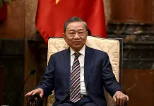 베트남의 실세, 토 람은 누구인가? 그의 파란만장한 경력과 리더십을 해부하다